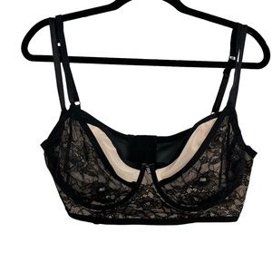 Torrid Bra Balcony Strappy Black Lace White Mesh Adjustable 2X Womens